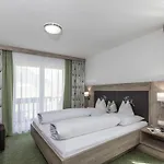 Couette-café Jaqueline 3*
