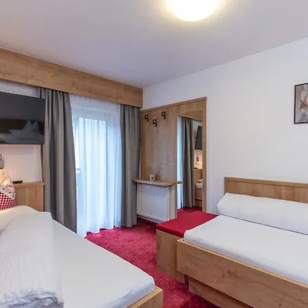 Jaqueline ベッド・アンド・ブレックファスト 3*