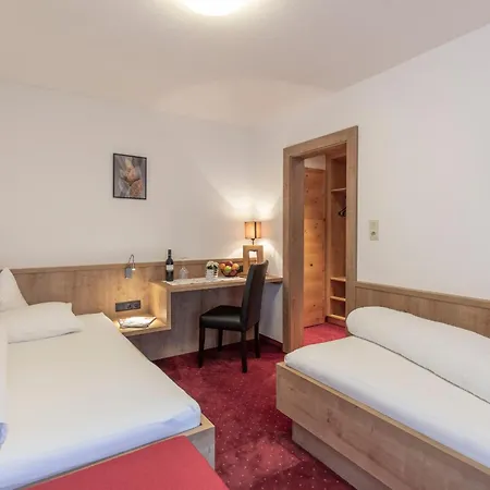 ベッド・アンド・ブレックファスト Jaqueline 3*