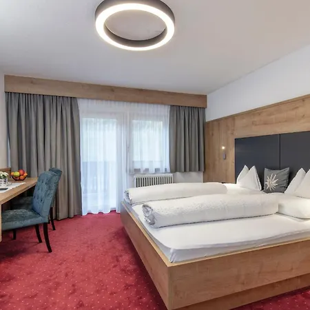 לינה וארוחת בוקר Jaqueline