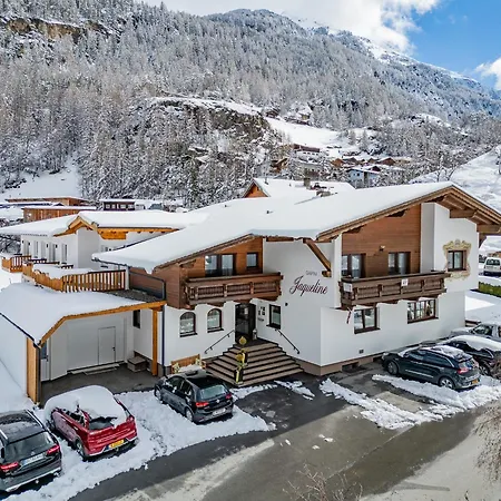 לינה וארוחת בוקר Jaqueline 3*