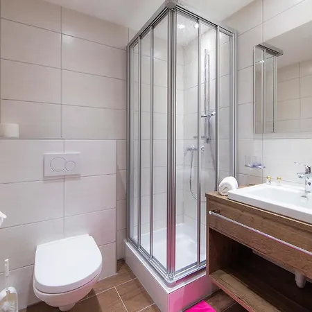 לינה וארוחת בוקר Jaqueline זולדן