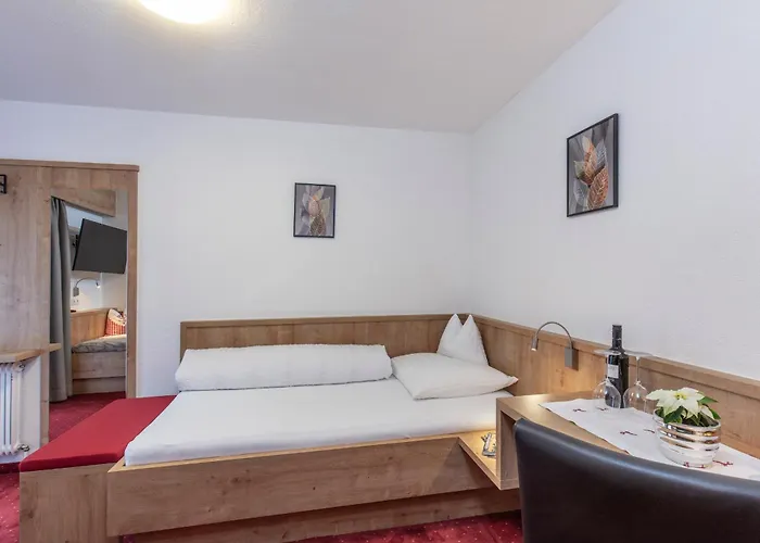 Jaqueline Bed & Breakfast Solden